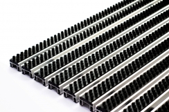 Грязезащитная алюминиевая решетка UrbaNN Intensive Б (щетка), рис. 1